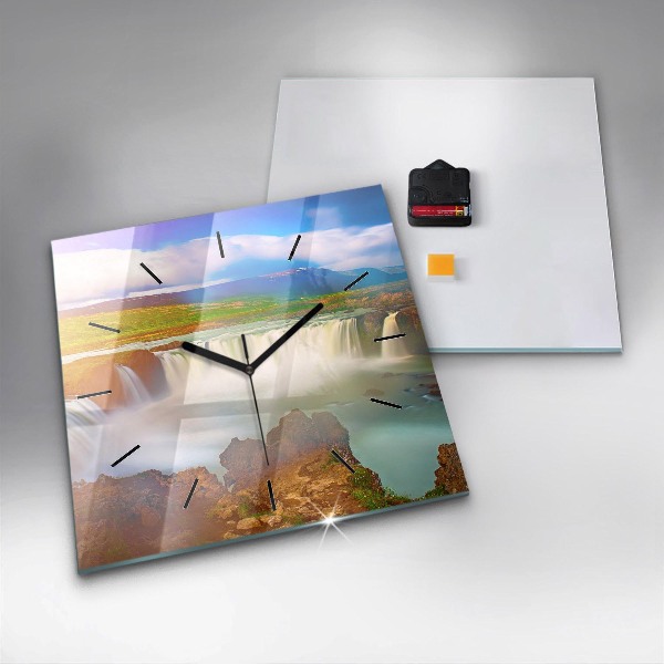 Štvorcové hodiny Godafoss na Islande