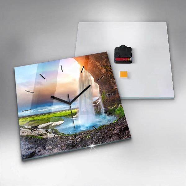 Štvorcové hodiny Vodopád na Islande