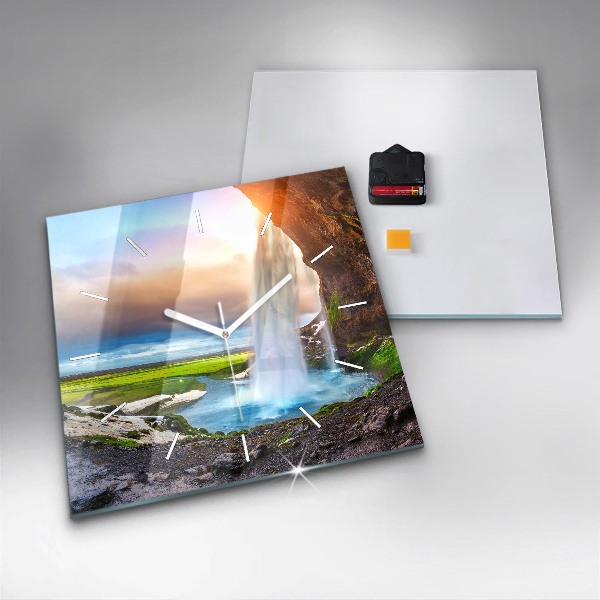 Štvorcové hodiny Vodopád na Islande