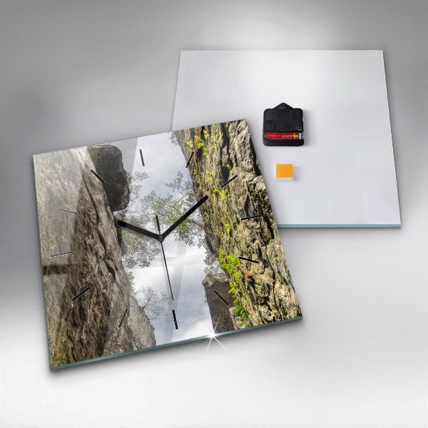 Štvorcové hodiny Skalné mesto v Českej republike