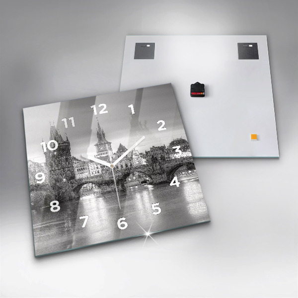 Štvorcové hodiny Karlov most v Prahe