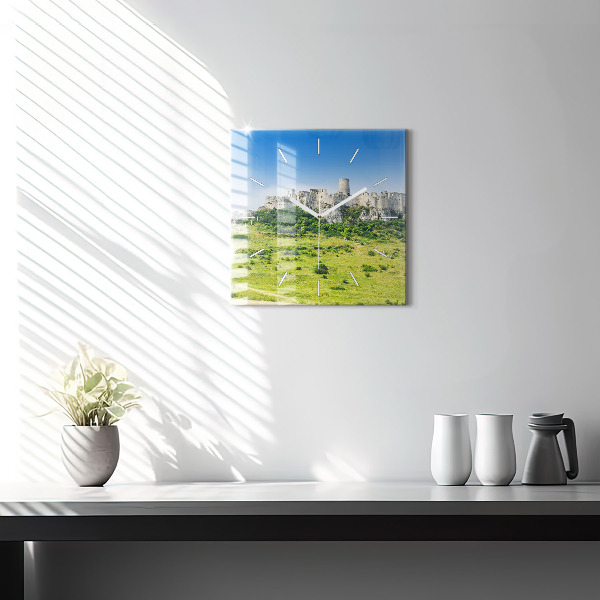 Štvorcové hodiny Spišský hrad na Slovensku