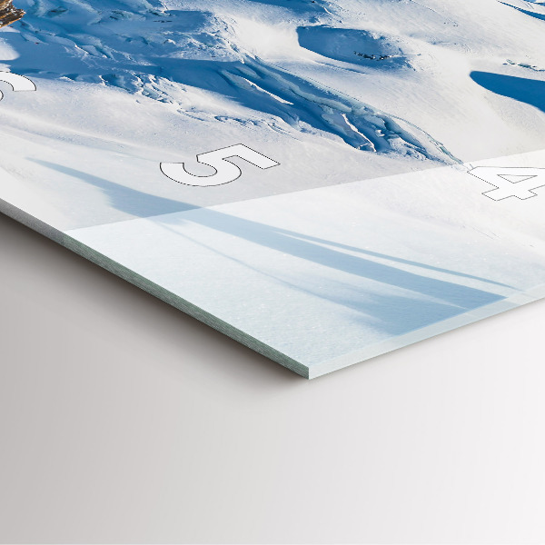 Štvorcové hodiny Lyžiar v Alpách