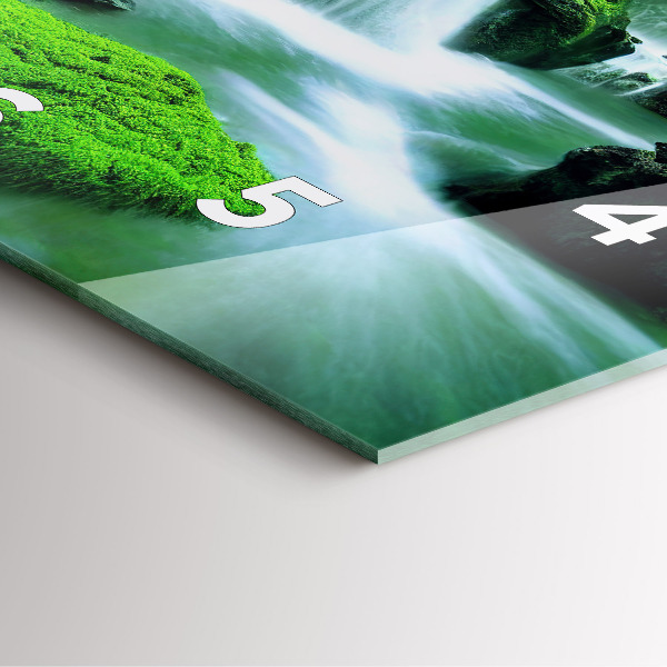 Štvorcové hodiny Vodopád medzi machom