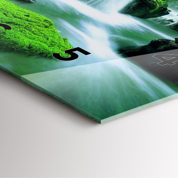 Štvorcové hodiny Vodopád medzi machom