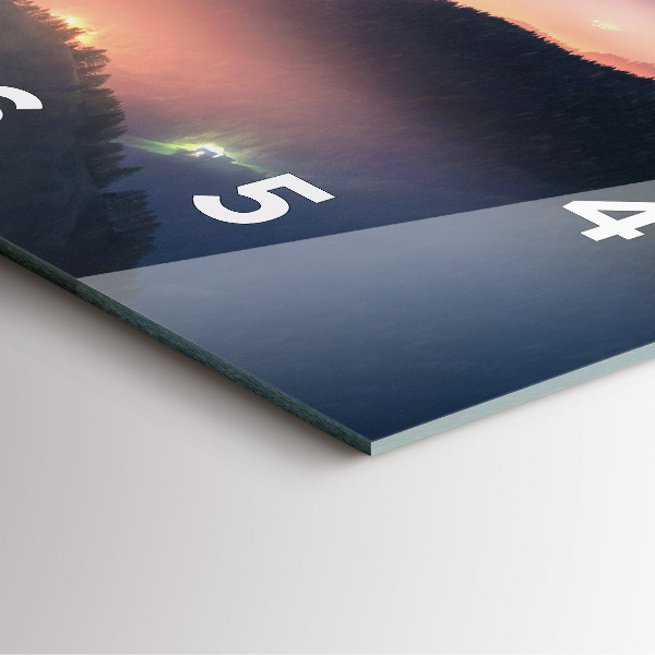 Štvorcové hodiny Krajina horských štítov