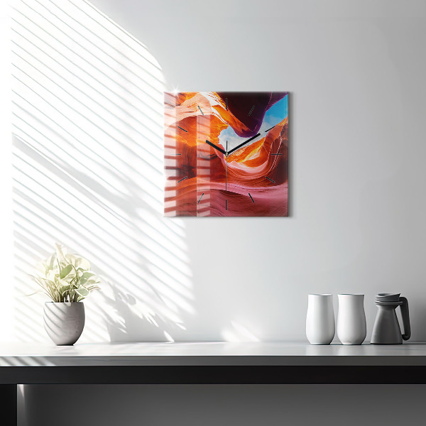 Štvorcové hodiny Kaňon