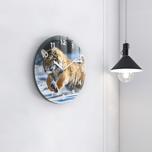 Okrúhle hodiny Tiger skákajúci