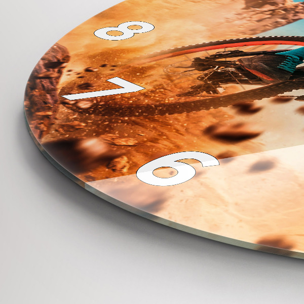 Okrúhle hodiny Kaskadér a adrenalín