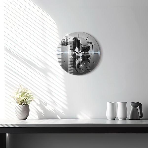 Okrúhle hodiny Mikrofón a slúchadlá