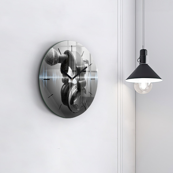 Okrúhle hodiny Mikrofón a slúchadlá