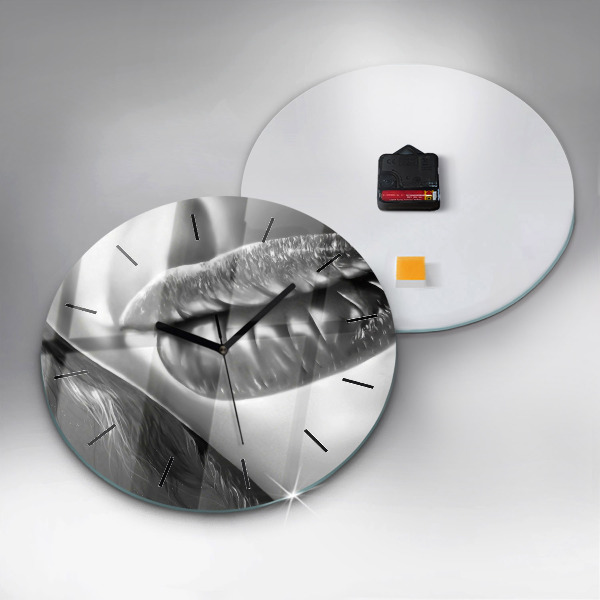 Okrúhle hodiny Ženské ústa