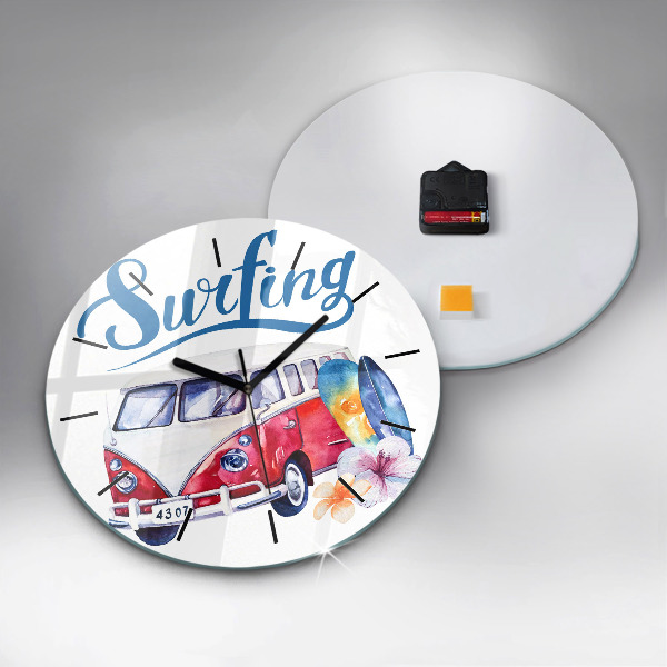 Okrúhle hodiny Auto a nápis Surfing
