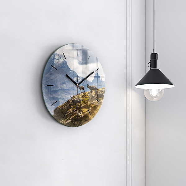 Okrúhle hodiny Koza v údolí Aosta