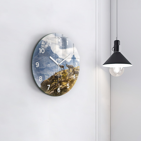 Okrúhle hodiny Koza v údolí Aosta
