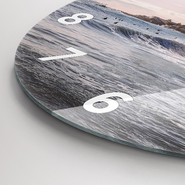 Okrúhle hodiny Barcelonský surfer