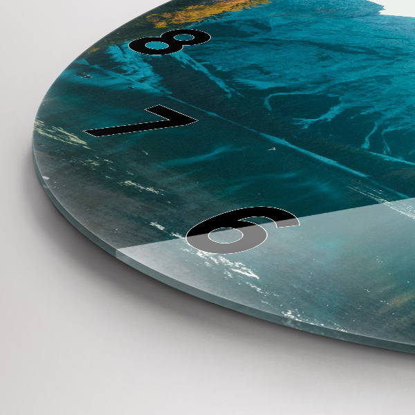 Okrúhle hodiny Hora a rieka v Poľsku