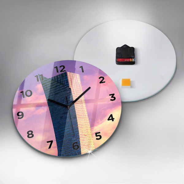 Okrúhle hodiny Mrakodrap vo Varšave