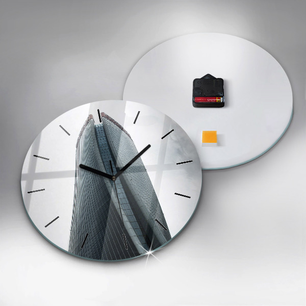 Okrúhle hodiny Mrakodrap v Miláne