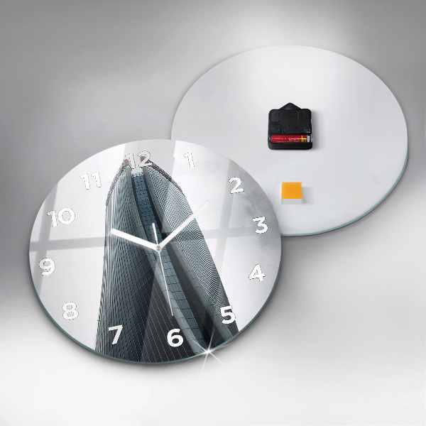 Okrúhle hodiny Mrakodrap v Miláne