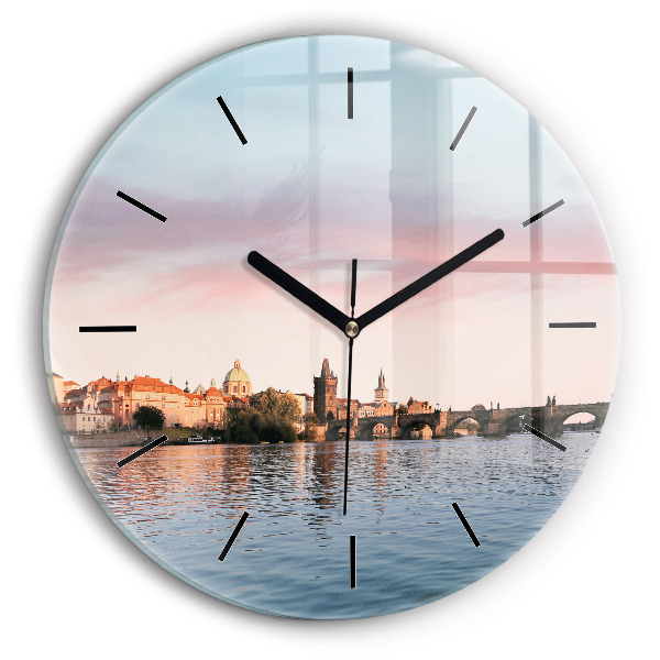 Okrúhle hodiny Karlov most v Prahe