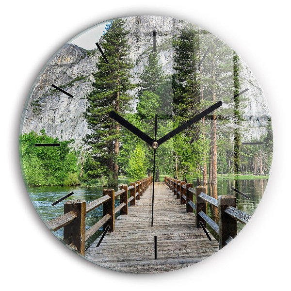 Okrúhle hodiny Yosemitský drevený most