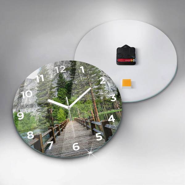 Okrúhle hodiny Yosemitský drevený most