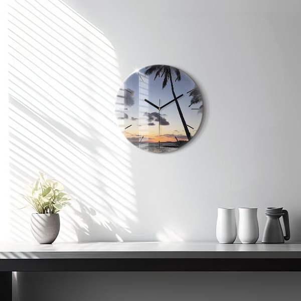 Okrúhle hodiny Palma a východ slnka