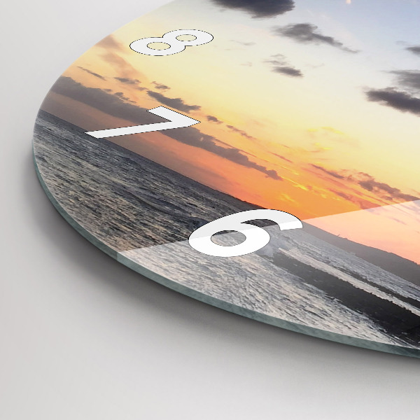 Okrúhle hodiny Palma a východ slnka