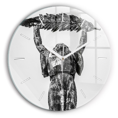 Okrúhle hodiny Socha slobody v Budapešti