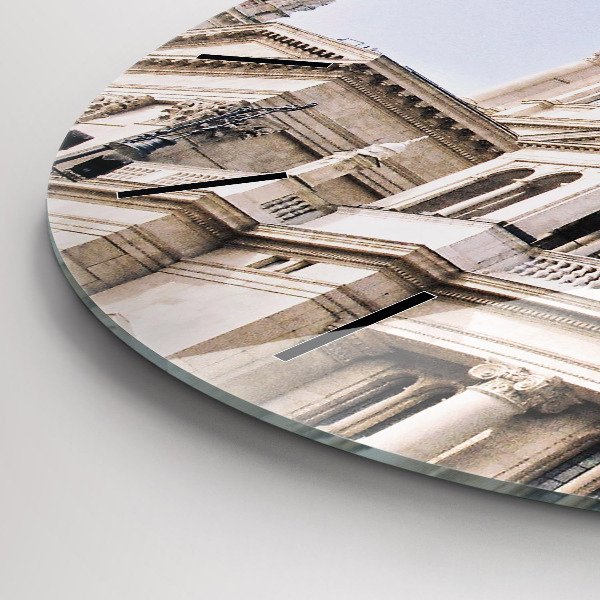 Okrúhle hodiny Bazilika sv Štefan