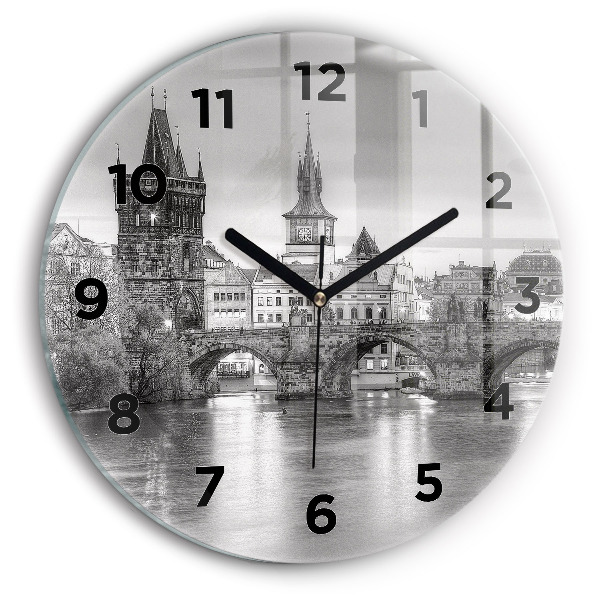 Okrúhle hodiny Karlov most v Prahe