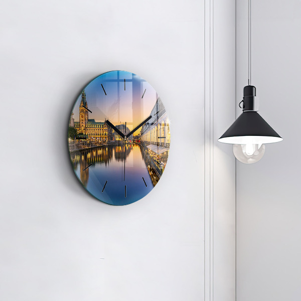 Okrúhle hodiny Hamburgská radnica