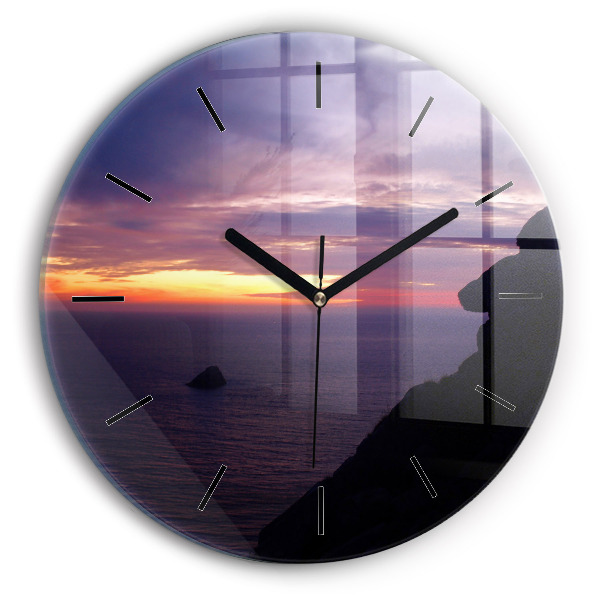 Okrúhle hodiny Kamenná hlava