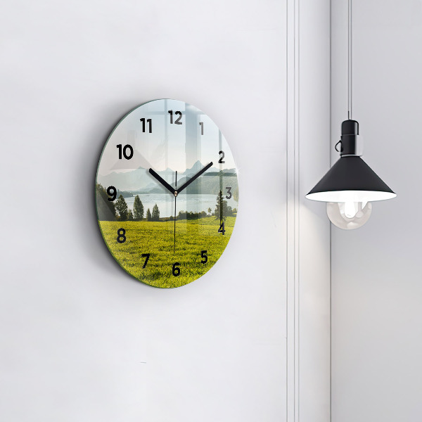 Okrúhle hodiny Hory a pole