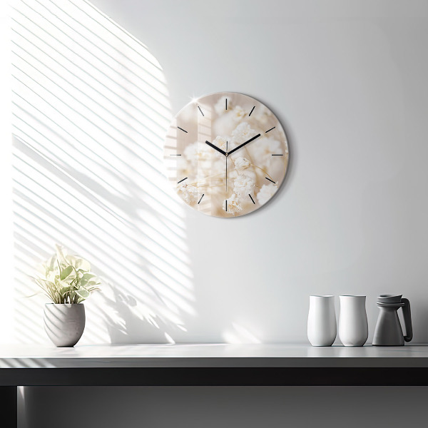 Okrúhle hodiny Malé biele kvety